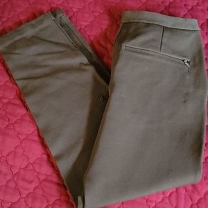 Green Lululemon size 6